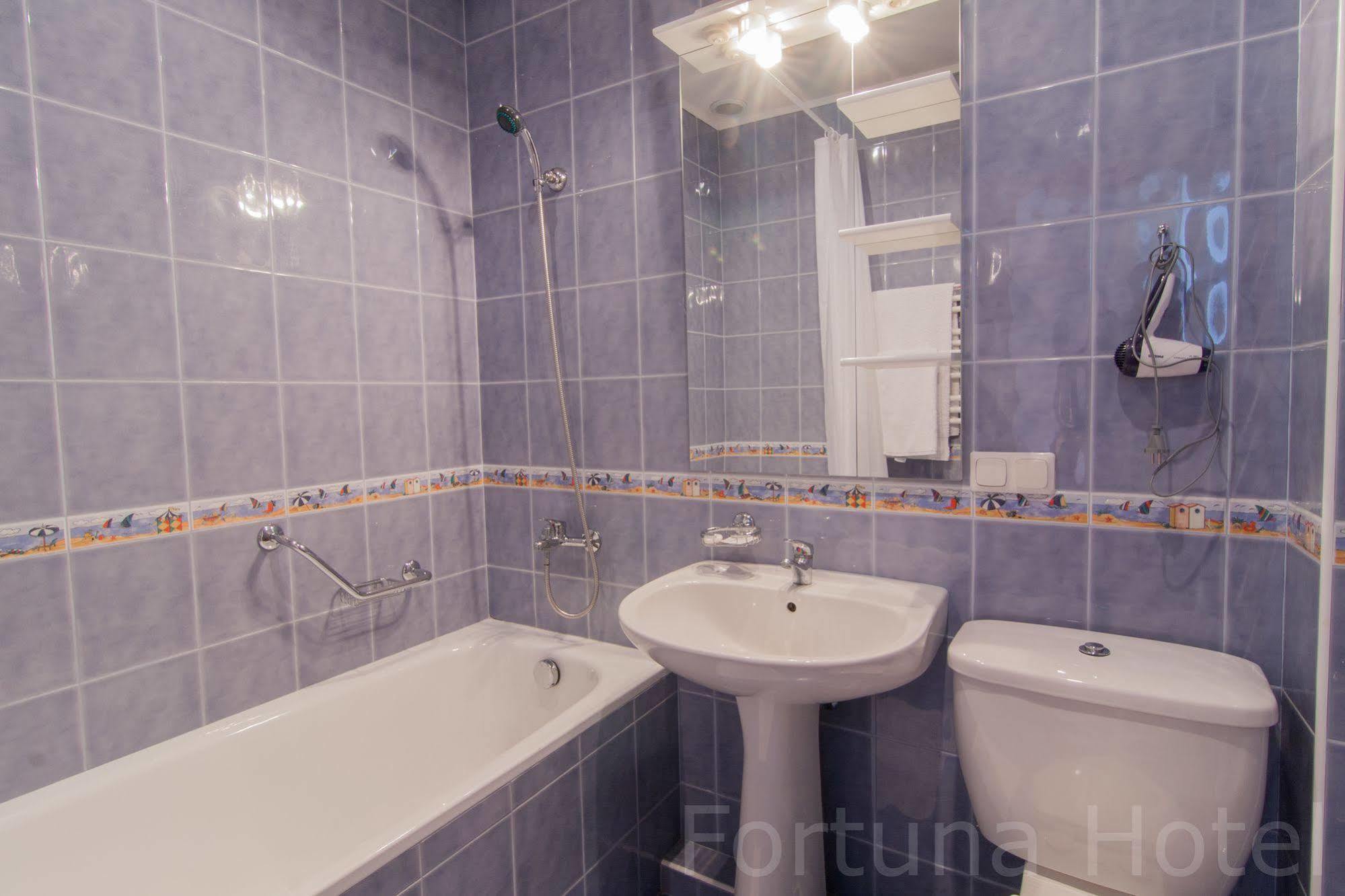 Fortuna Hotel Kisinyov Kültér fotó
