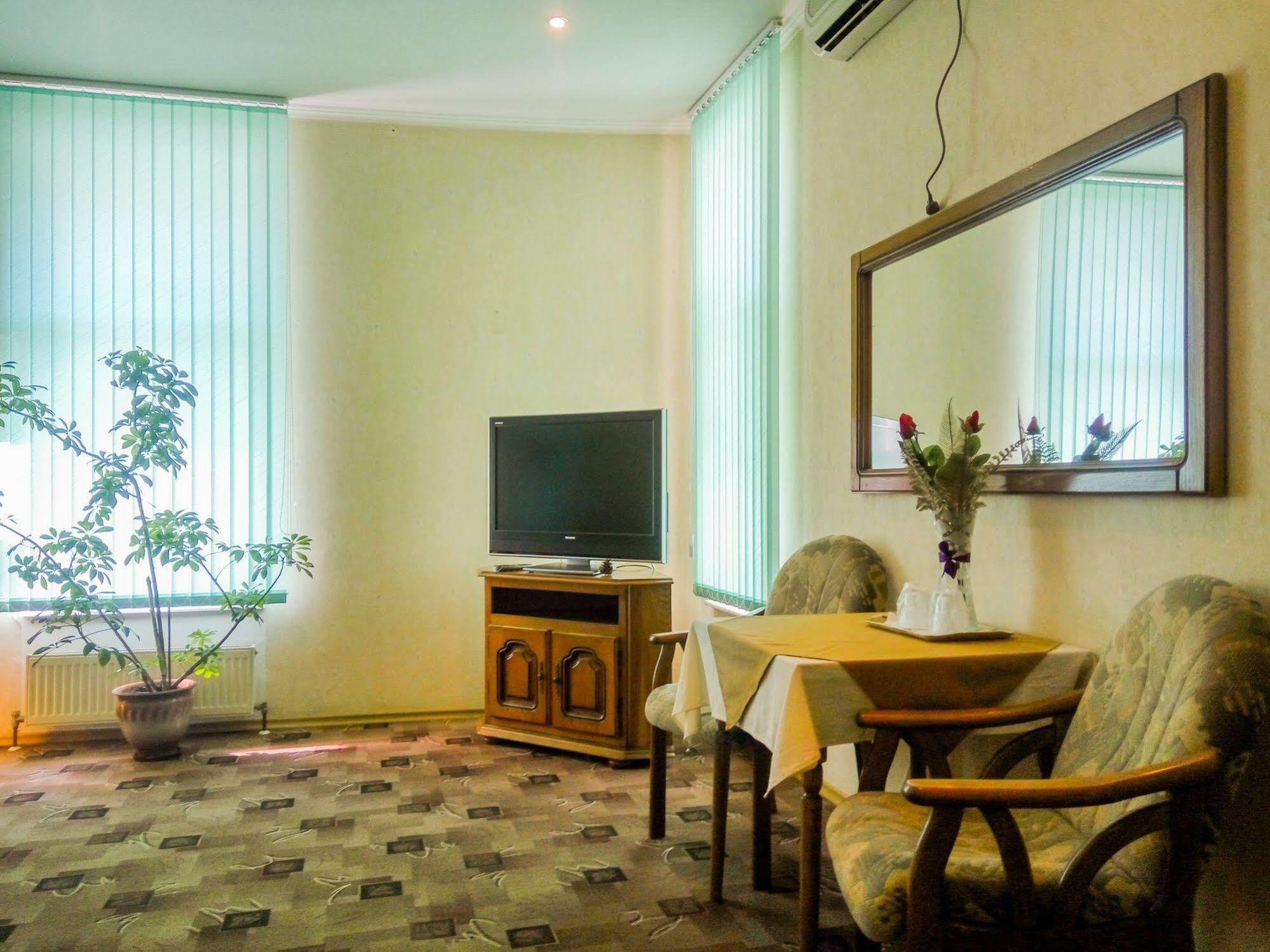 Fortuna Hotel Kisinyov Kültér fotó