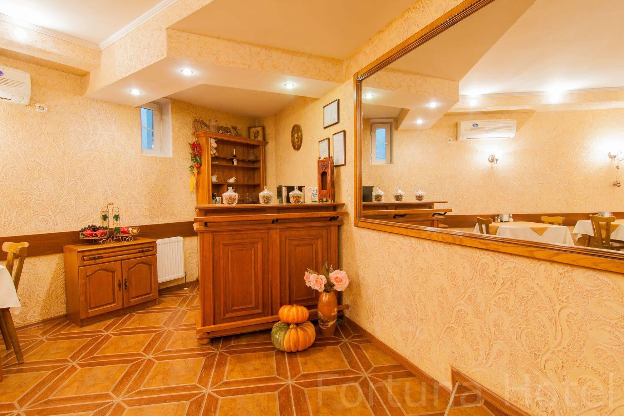 Fortuna Hotel Kisinyov Kültér fotó