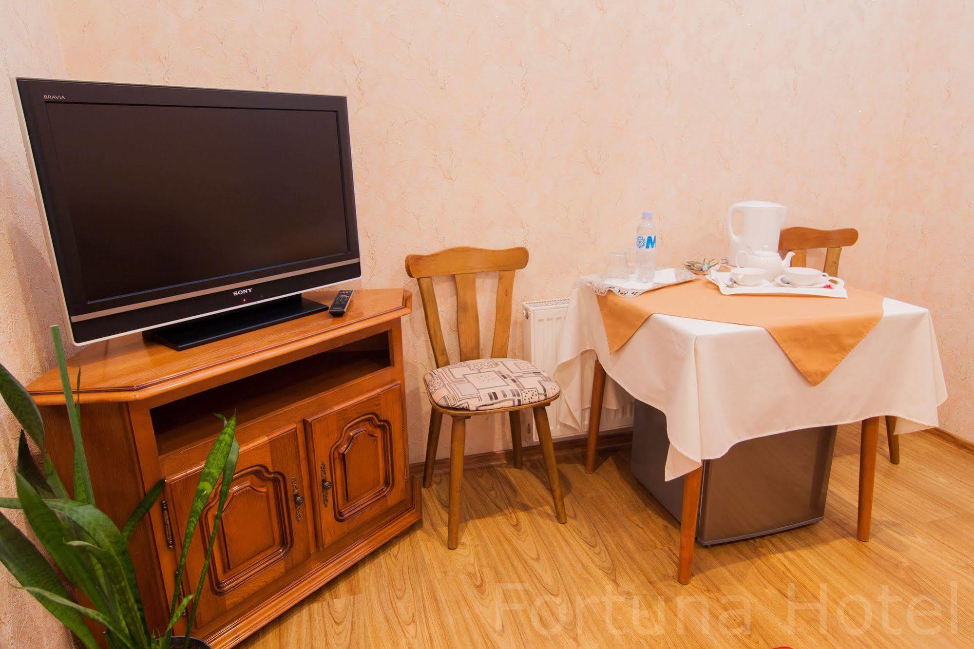 Fortuna Hotel Kisinyov Kültér fotó