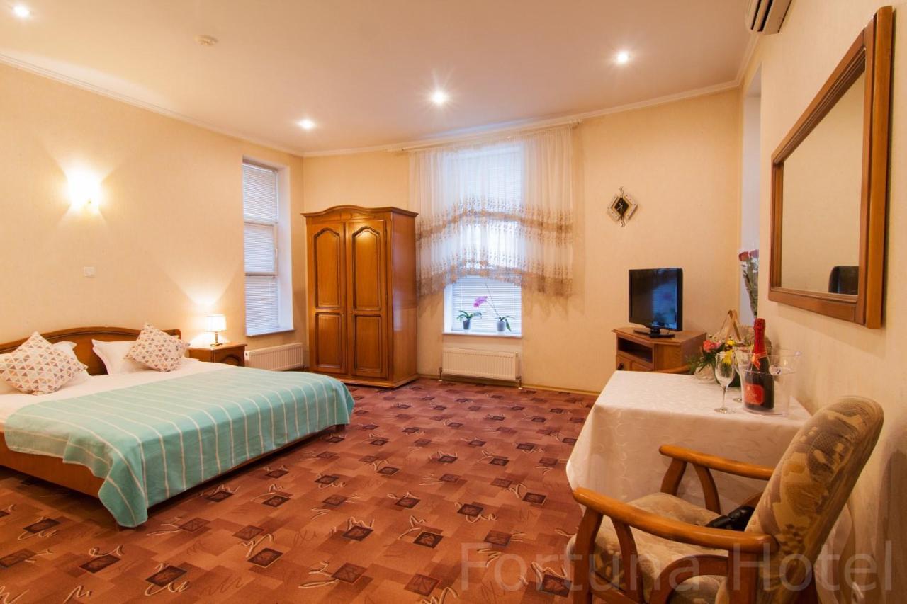 Fortuna Hotel Kisinyov Kültér fotó